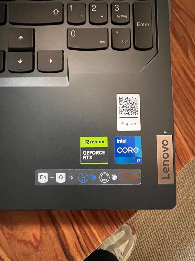 Portátil Lenovo Legion Pro 5 16IRX9 i7 32GB RTX 40 afbeelding 5