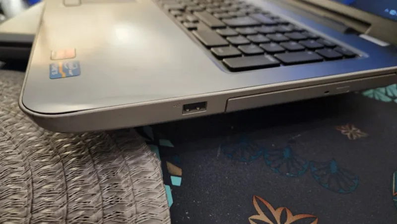 Portátil Dell Inspiron 5721 17 Gris/Negro afbeelding 3