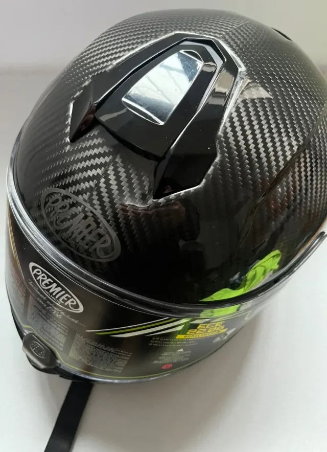 Casco Premier Carbono