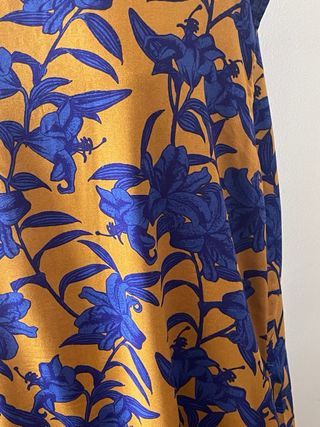 Vestido H&M floral sin mangas talla 44