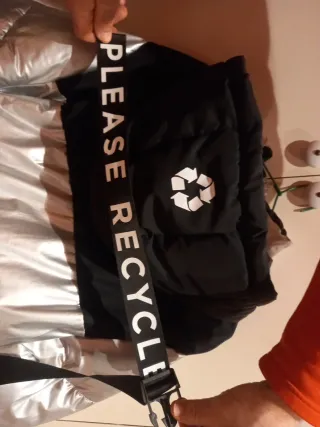 Plumífero Zara TRF Limited , materiales reciclado.