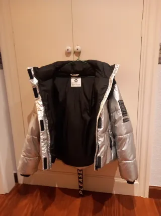 Plumífero Zara TRF Limited , materiales reciclado.