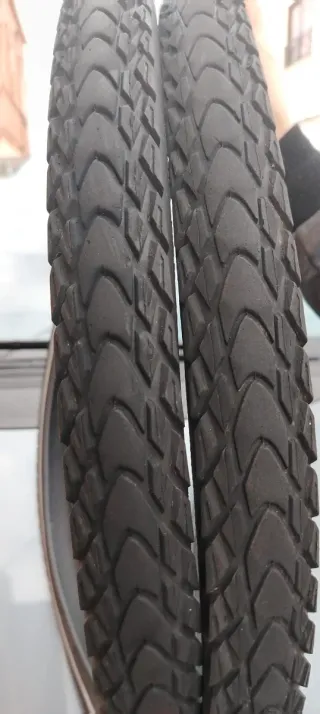 Cubiertas Schwalbe Marathon Mondial 27x2.00 .