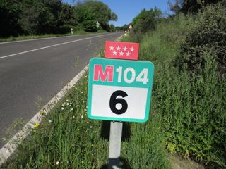 NO ENVÍO- MUÑECA NANCY ARMARIO ANTIGUO BUEN ESTADO