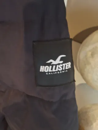 CHAQUETA HOLLISTER PELUCHE CAPUCHA