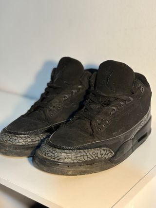 Air Jordan 3 Retro Black Cat