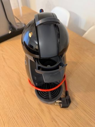 Cafetera Dolce Gusto Negra