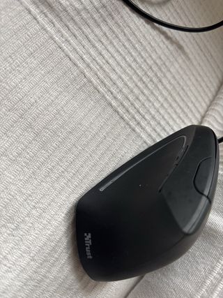 Ratón Vertical Trust Negro USB