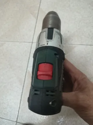 Taladro Percutor Metabo BS 18L