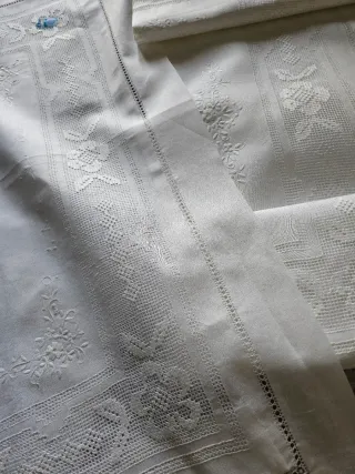 Completo letto matrimoniale lino ricamato a mano