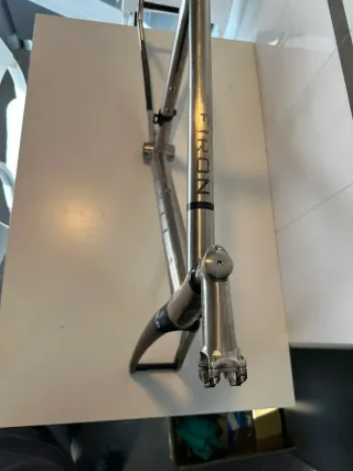 Cuadro Titanio disco Van Nicholas Skeiron M o 54