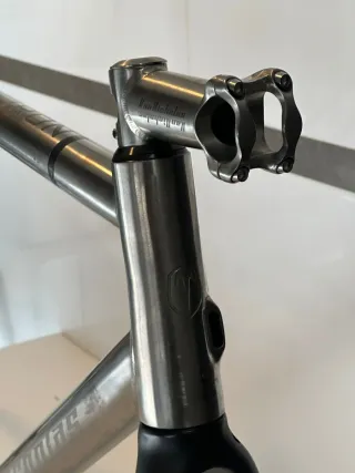 Cuadro Titanio disco Van Nicholas Skeiron M o 54