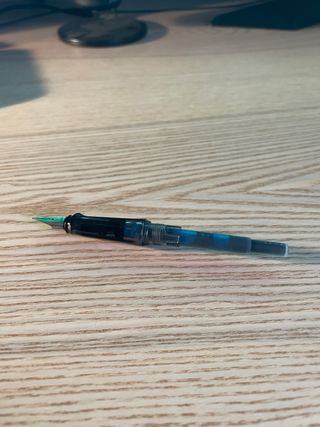 Pluma estilográfica rosa