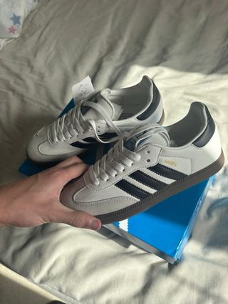 Zapatos Adidas Samba Blancos y Negros