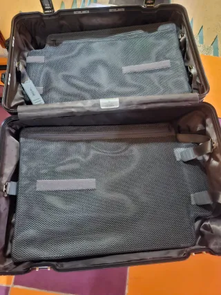 Maleta Rimowa Aluminio Negra