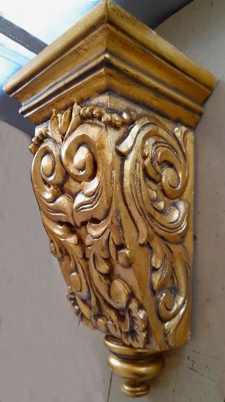 Antigua ménsula Eclesiástica Pan de Oro