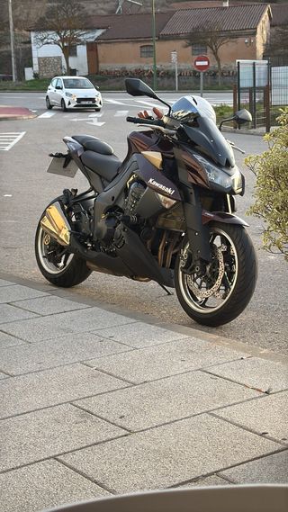 Kawasaki z1000