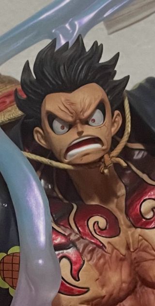 Figura Luffy Gear 4 One Piece