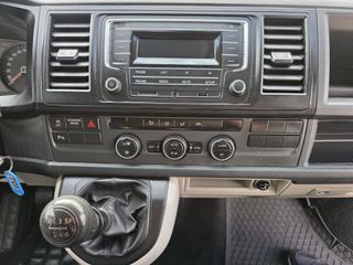 Volkswagen Caravelle Premium Largo 2.0 TDI 110kW15