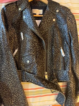 Chaqueta Michael Kors Animal Print Talla M