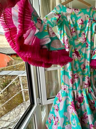 Vestido Flamenca Turquesa y Buganvilla