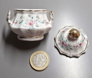 Antigua miniatura juego de café