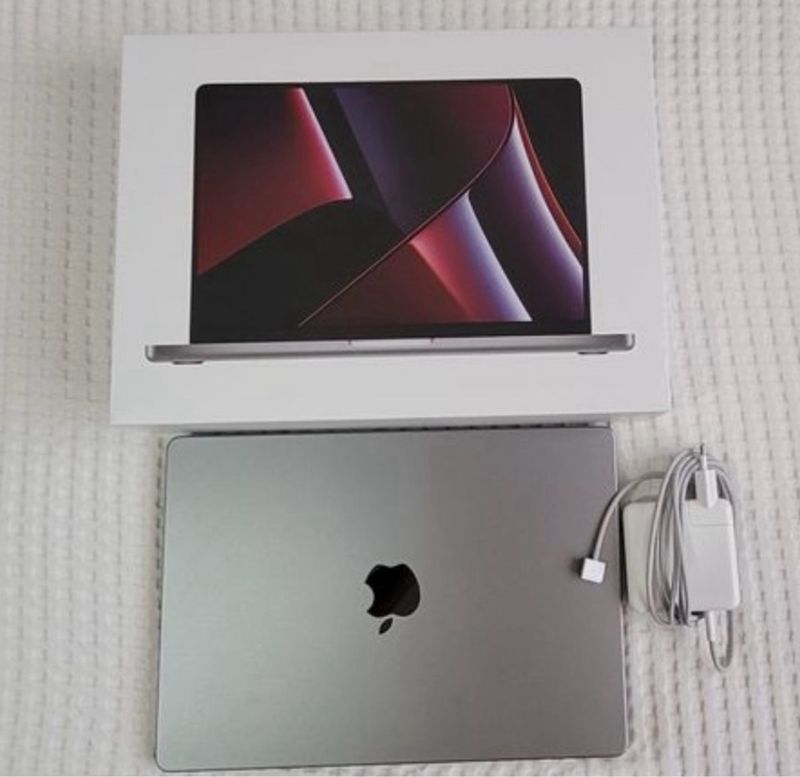 MacBook Pro 14 M2 Pro 2023