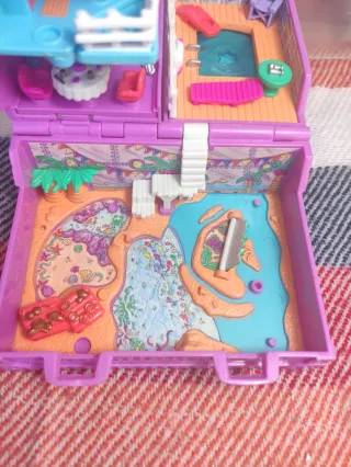 Maletín Polly Pocket Morado Fucsia
