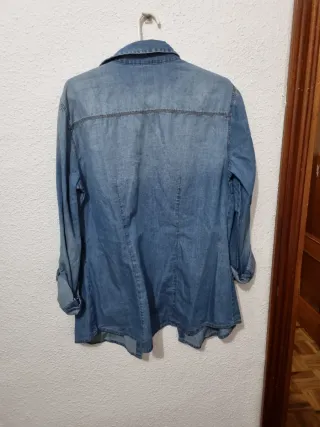 Blusa Stradivarius azul