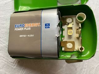 Linterna vintage verde