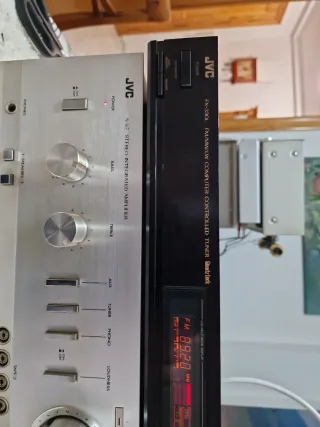 Sintonizador JVC FX-330L Quartz Lock