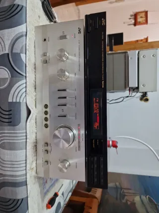 Sintonizador JVC FX-330L Quartz Lock