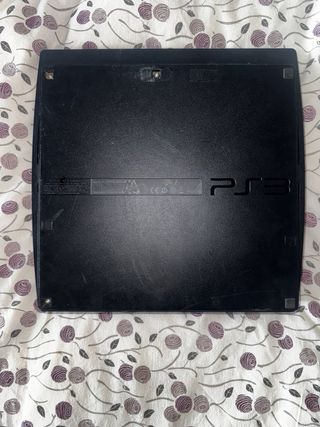 Consola PS3 Negra con Juegos y Accesorios