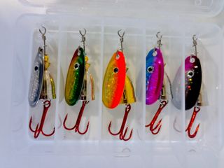 5 Cucharas de Pesca Plomadas 7gr + Caja