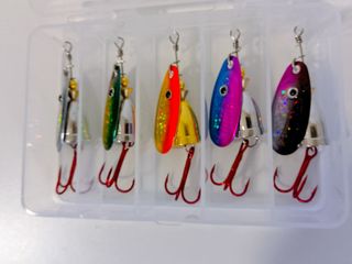 5 Cucharas de Pesca Plomadas 7gr + Caja