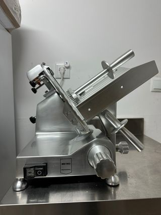 Cortadora de fiambres profesional METRO