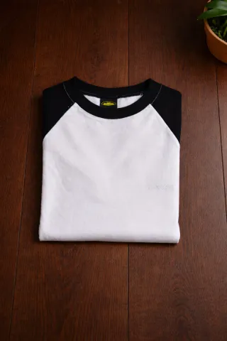 Camiseta Corteiz manga larga negra y blanca