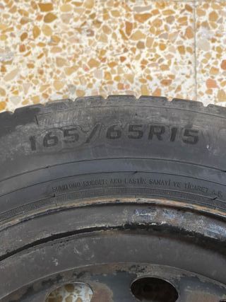 Rueda Falken E.Ziex 165/65 R15 Renault