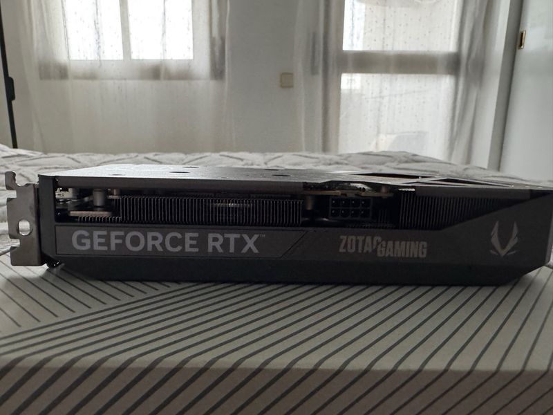 Tarjeta Gráfica Zotac GeForce RTX 5060 Ti 16GB afbeelding 5