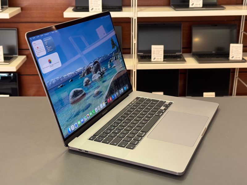 MacBook Pro i9 con GARANTIA afbeelding 2