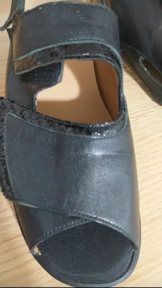 Sandalias piel pies delicados núm 38 El ferrocarri