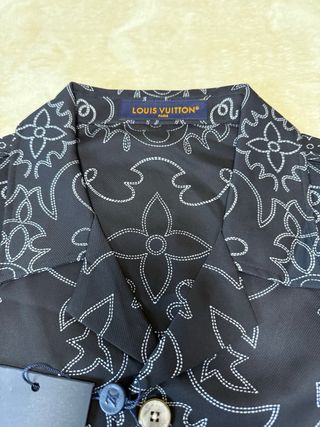 Camisa Louis Vuitton Negra Estampada