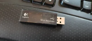 Logitech Wave Teclado + Ratón Inalámbrico