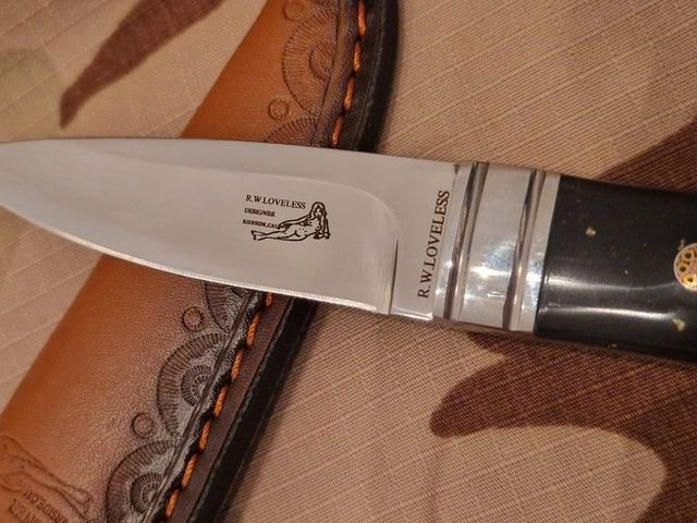 Cuchillo R.W. Loveless
