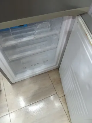 Frigorífico Candy Gris 174cm combi.