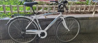 Bicicleta Urbana Blanca