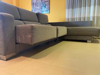 Sofá modular gris tela