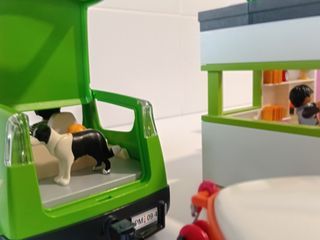 Playmobil Casa Moderna con Coche y Barco