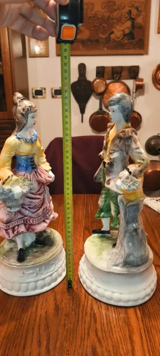 Coppia Di grandi statuine di Porcellana Bisquit H