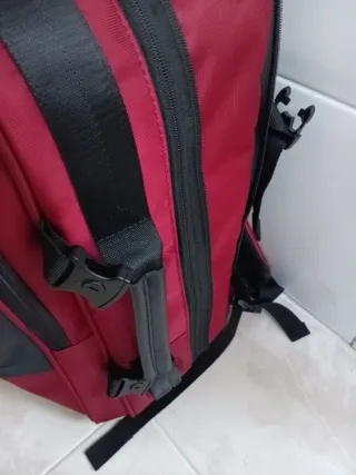 Mochila-maleta Xnuoyo Negra y Roja